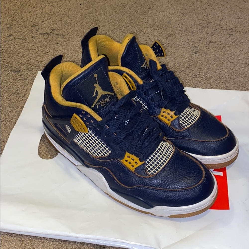 Jordan Retro 4